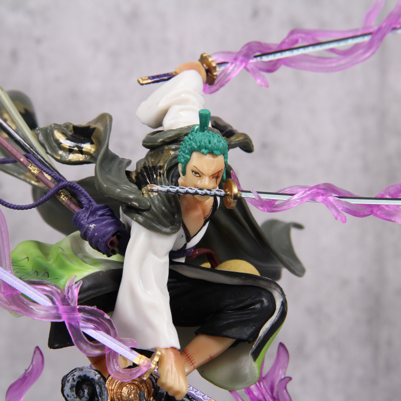 22CM Anime One Piece Action Fi - مراجعة Zoro Anime Merchandise وسعره