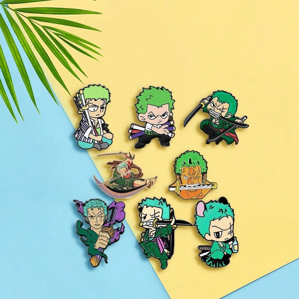 8 Pcs Classic Figure Brooch Pe - مراجعة Zoro Anime Merchandise وسعره